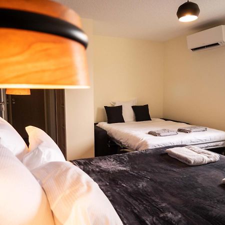 Logis Hotels Le Saint Pierre Moncoutant Екстериор снимка