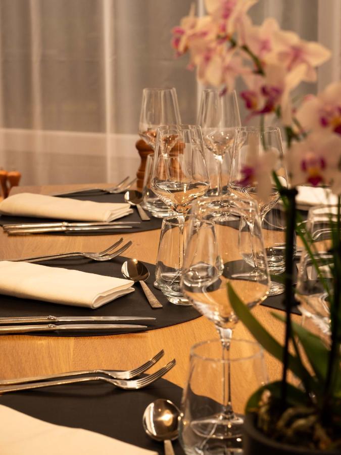 Logis Hotels Le Saint Pierre Moncoutant Екстериор снимка